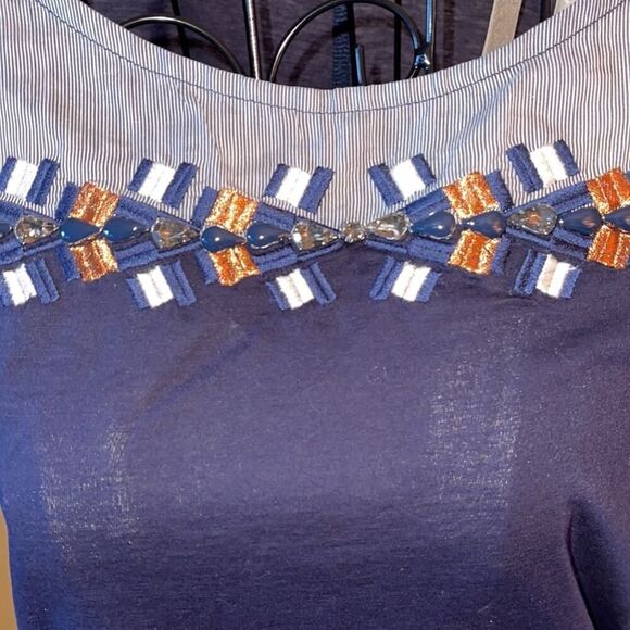 J. Crew T-shirt w embroidery NWOT XS - Picture 2 of 7
